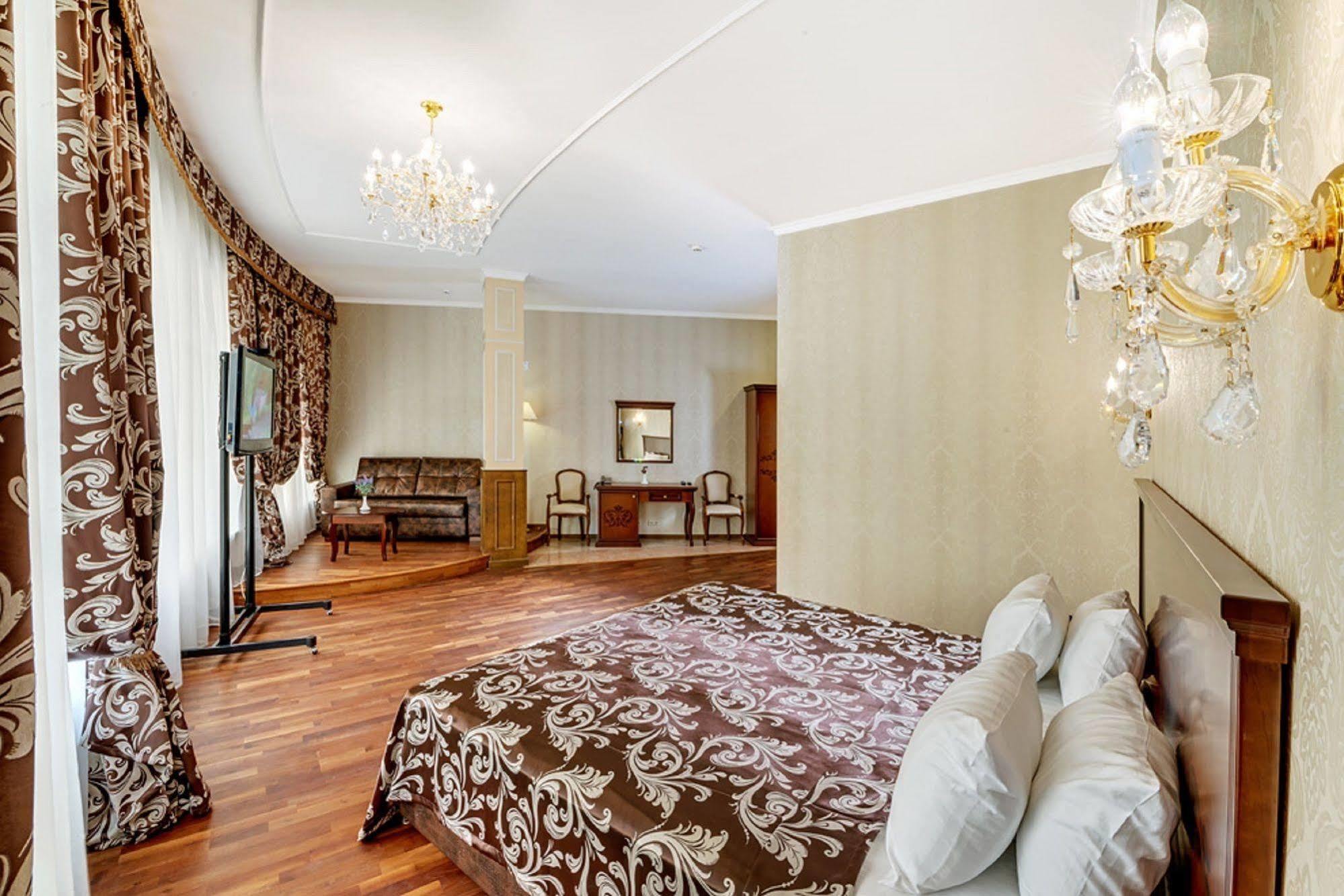 Black Sea Hotel Kiev Luaran gambar