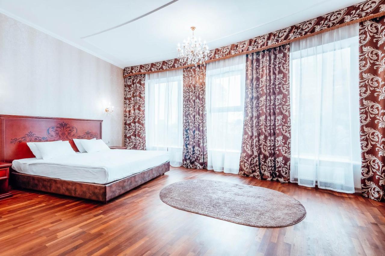 Black Sea Hotel Kiev Luaran gambar