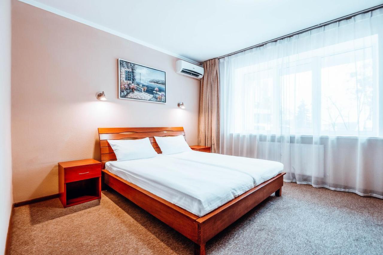 Black Sea Hotel Kiev Luaran gambar