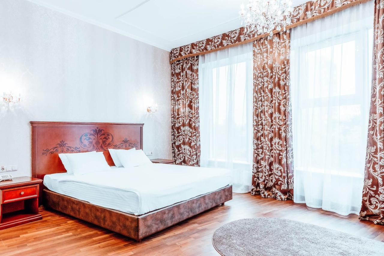 Black Sea Hotel Kiev Luaran gambar